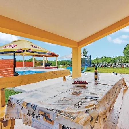Gorgeous In With Kitchen * Sarici (Istria)